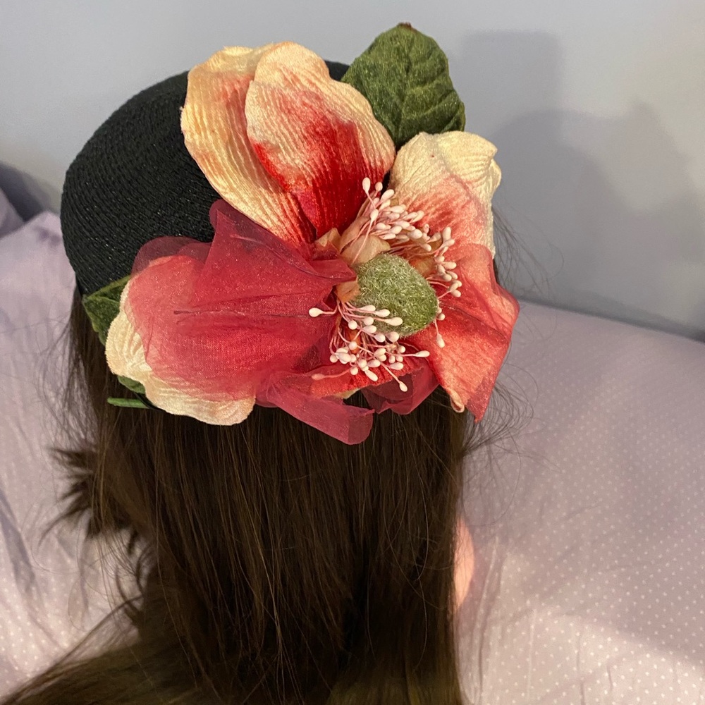 Black and Red Hair Accessory with Bold Floral Design